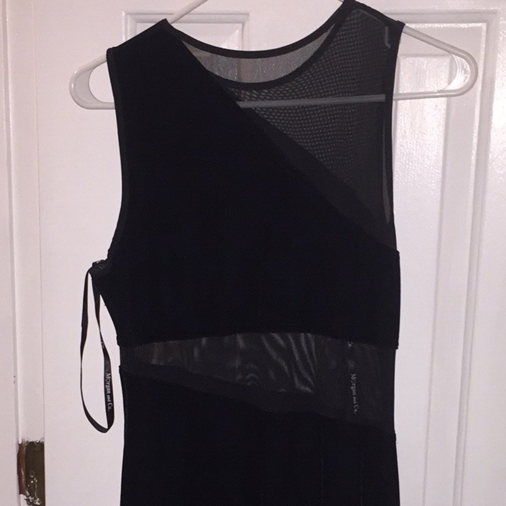 Formal Black dress sheer middle👗